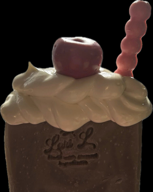 It’s more than just a way to get clean; it's a little piece of summer, bottled and ready to be unwrapped. A daily invitation to a sweet, refreshing escape.